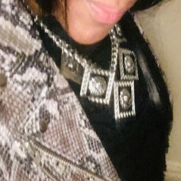 versace - Picture 4 of 4